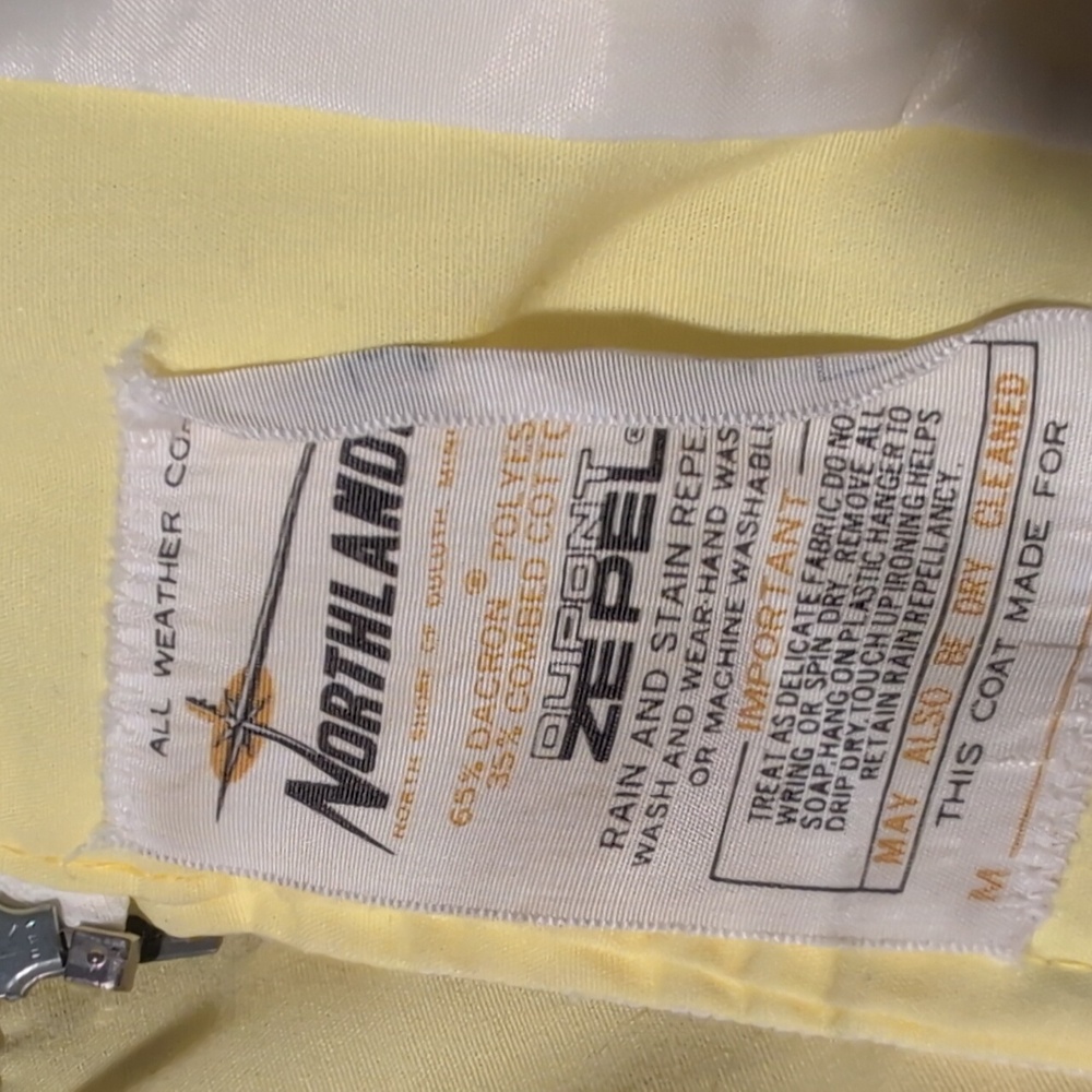 60s 70s Vintage Girls Yellow Floral Trim Jacket Size‎ Medium MCM Groovy Rare - Picture 2 of 8